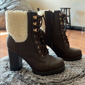 Women's Brown Lace-Up Ankle Boots